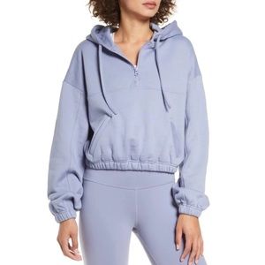 Alo yoga stadium half zip cropped hoodie